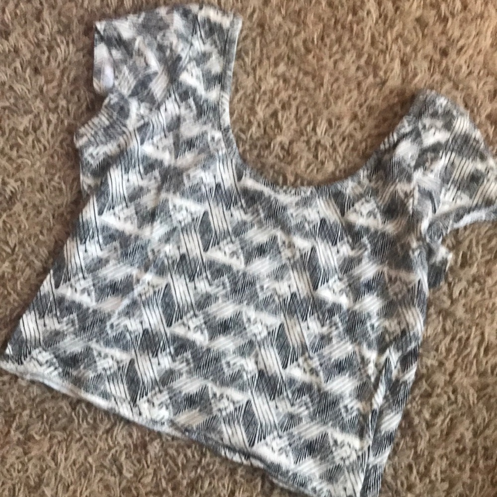 Cropped T-shirt